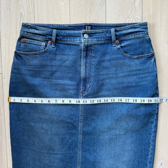 GAP Classic Denim Midi Skirt in Blue Size 14 Tall - Picture 3 of 13